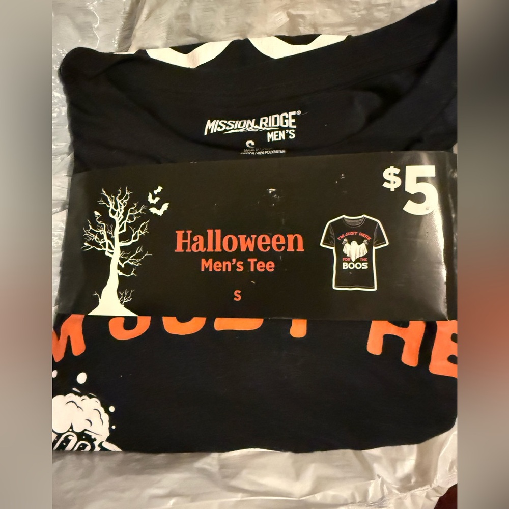 6/$10 Men’s Halloween tee